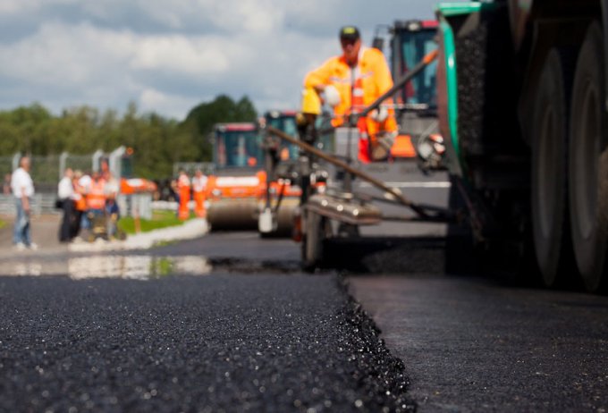 Украина получит 68 миллионов евро на ремонт дорог у границы с Польшей