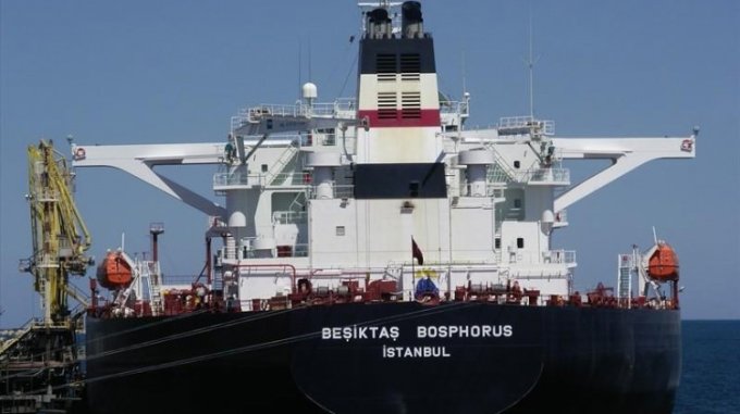 У берегов Турции столкнулись танкеры, перевозившие российскую нефть