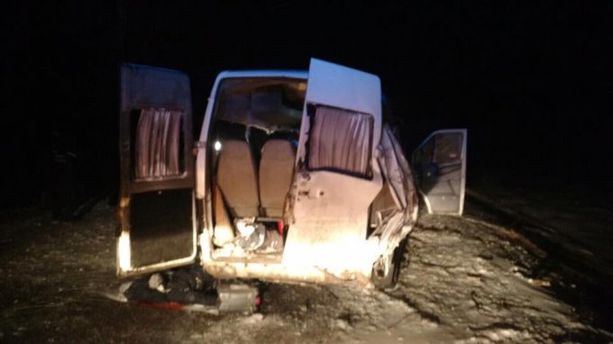 Авария на шоссе в Днепропетровской области - пятеро погибших, восемь раненых