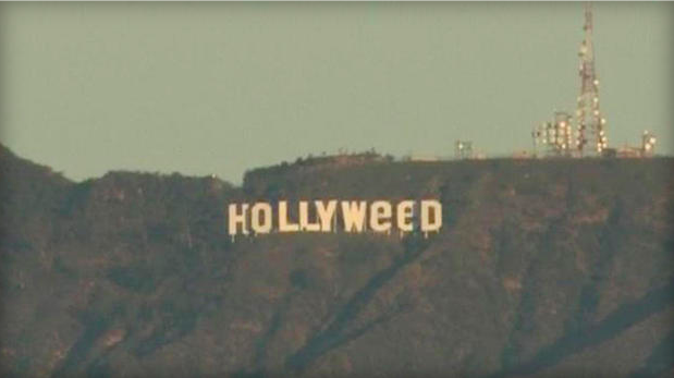 "Святая марихуана": вандалы поглумились над надписью Hollywood в США