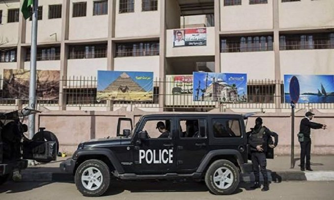 В Египте террористы расстреляли восьмерых полицейских