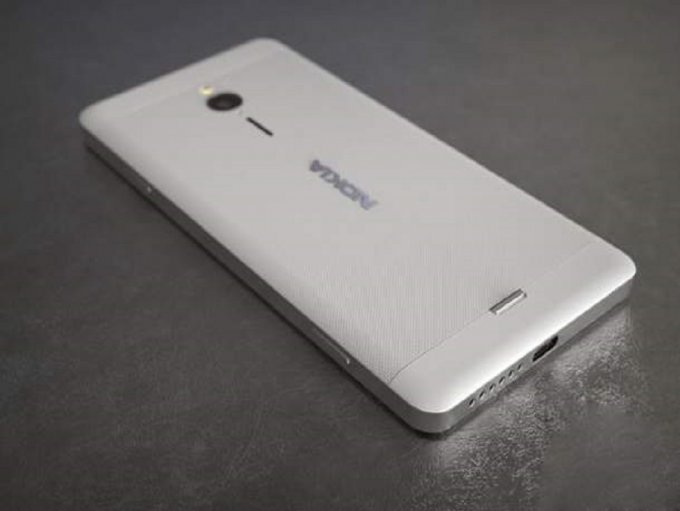 Рассекречены характеристики мощного смартфона "Nokia P1"