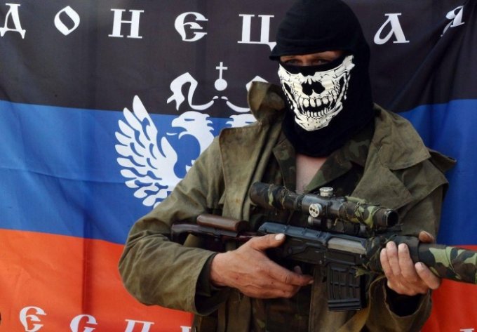 Оккупанты на Донбассе запугивают мирных жителей