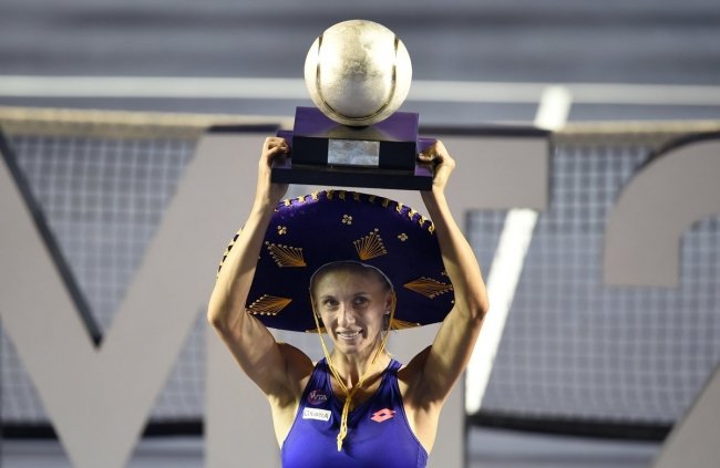 Цуренко выиграла турнир в Акапулько