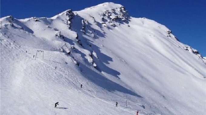 Схождение снежной лавины в России: семеро лыжников погибли