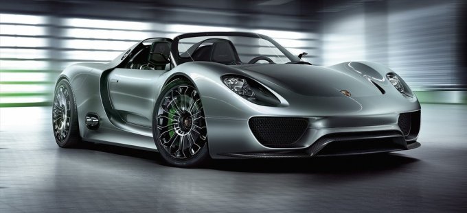 В Porsche проговорились о планах на серийное производство электрокаров