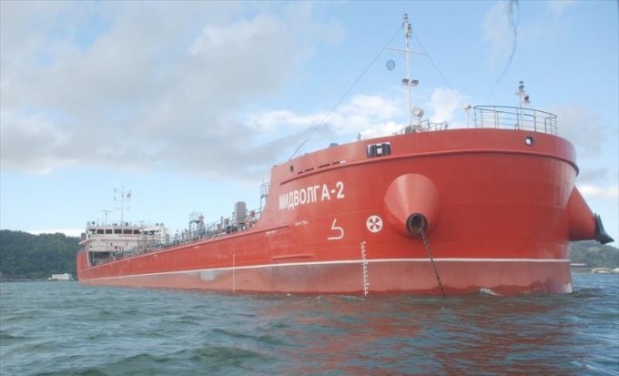 В Испании российский танкер отправил на дно рыболовное судно: есть жертвы