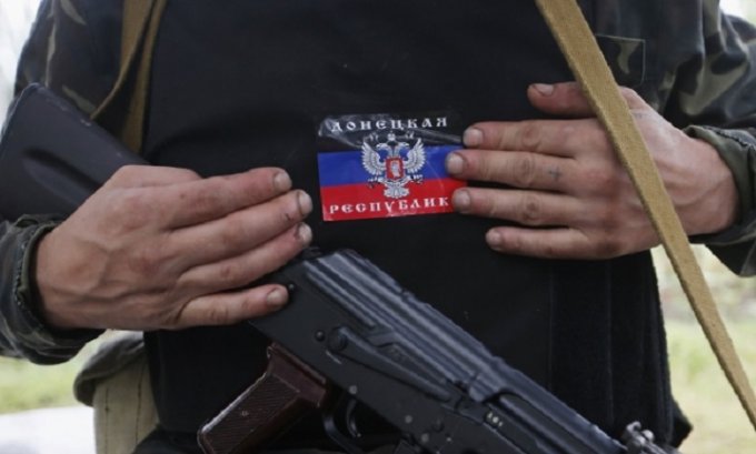 Еще один боевик "ДНР" попросился назад в Украину. Видео