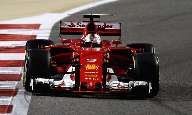 Формула-1: Феттель в Бахрейне опередил пилотов «Мерседеса»
