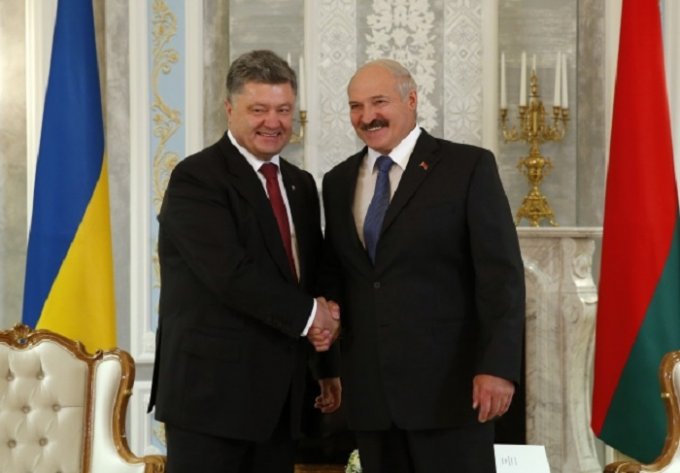 Путину не повезло: Лукашенко дал твердое обещание Порошенко