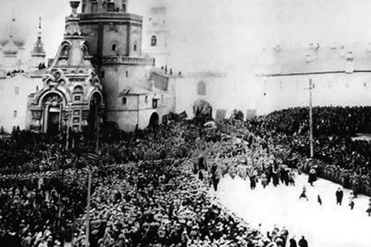 Как выглядели первомайские митинги 100 лет назад. Фото