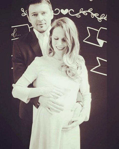 Беременная Ольга Фреймут показала милое фото с мужем