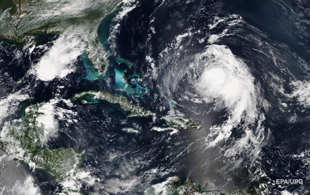 На Карибы надвигается новый мощный шторм