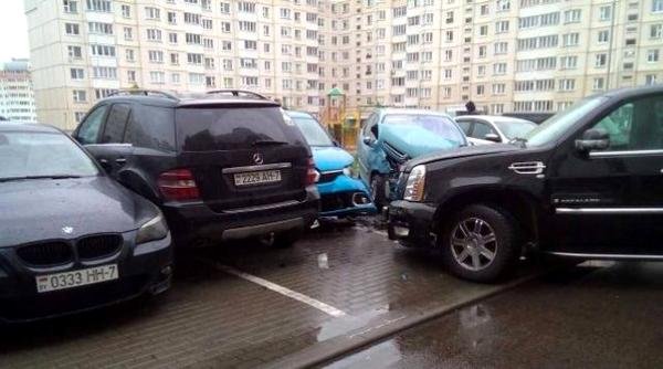 Пьяный лихач на Cadillac с российскими номерами разбил семь авто 
