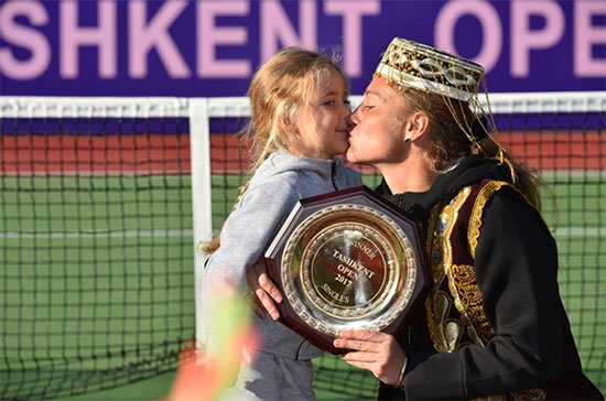 Бондаренко выиграла титул в Ташкенте, Долгополов стал финалистом Шэньчжэня