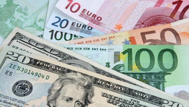 Официальный курс валют: Евро подорожал на 23 копейки 