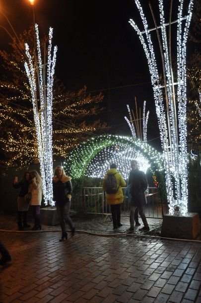 В Киеве открылся фестиваль Рождественских иллюминаций. Фото