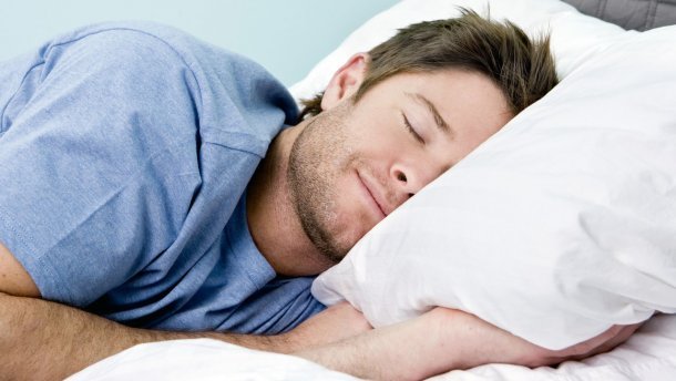 Ученые рассказали об опасных свойствах дневного сна