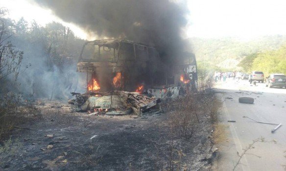В Венесуэле столкнулись грузовик и автобус: семеро погибших