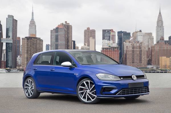 Volkswagen презентовал обновленный Golf R