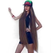 Рапунцель в житті: дівчата з дуже довгим волоссям.  фото