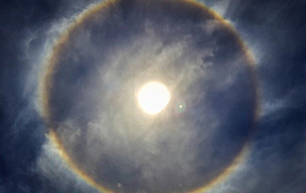 В Бразилии наблюдали редкий оптический феномен. Видео