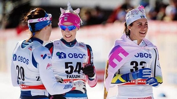 Беги, Анна, беги: над шведской лыжницей пошутили ее же подруги