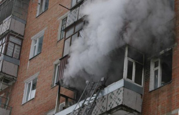 Пожар в черниговской многоэтажке: сгорела хозяйка квартиры