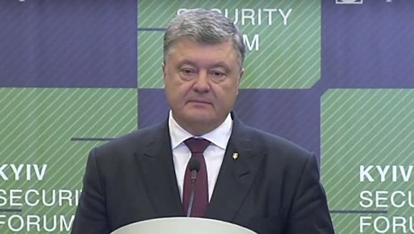 Порошенко дал старт официальному выходу Украины из СНГ