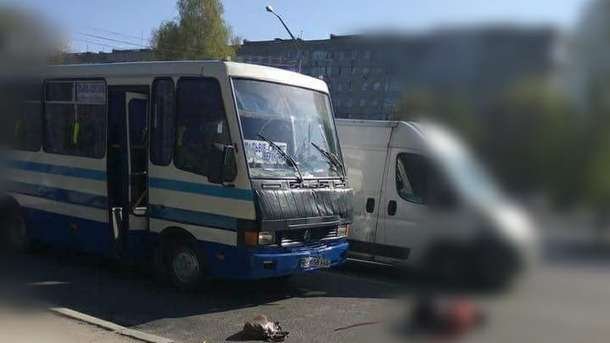 Во Львове автобус насмерть сбил пешехода-нарушителя