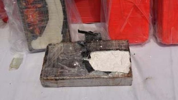 Семь центнеров кокаина найдены на судне в Алжире