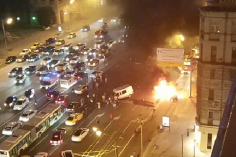 В центре Москвы произошло «огненное» ДТП, есть жертвы. Видео