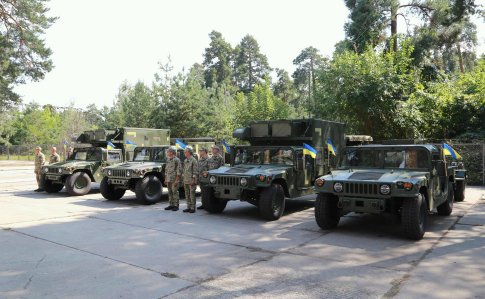 США передали Україні сучасну військову техніку