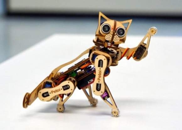 Інженери створили особливого робота-кота. Відео