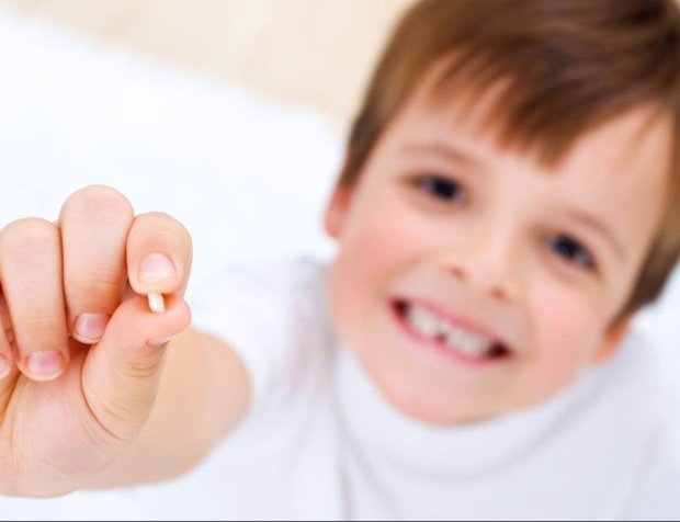Не спешите выбрасывать молочные зубы детей: это может спасти жизнь