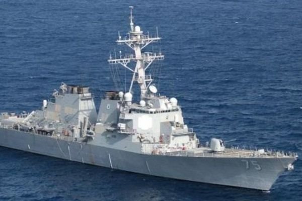 Ракетный эсминец США зашел в Черное море: Россия резко отреагировала
