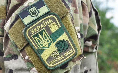 Українські військові можуть вільно стріляти у відповідь