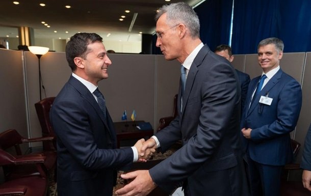 Зеленський зустрівся з генсеком НАТО в Нью-Йорку