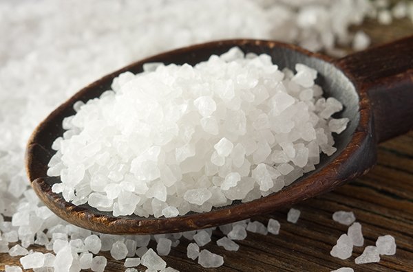 Учені розвіяли популярні міфи про сіль