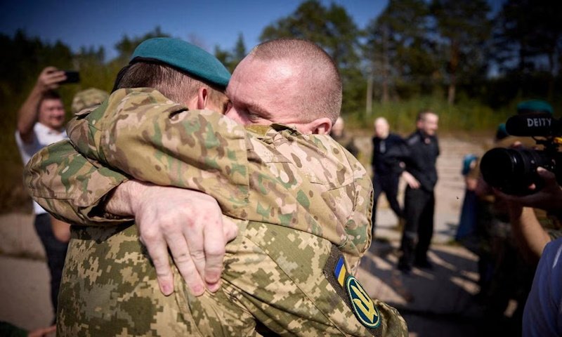 Более 100 украинцев освобождены в результате обмена военнопленными