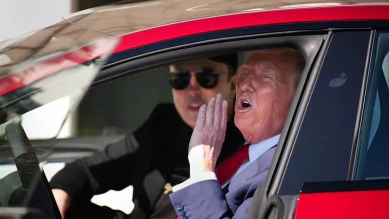 Трамп скептически настроен к созданию Маском своей партии