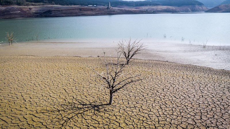 Иран прибегает к засеву облаков для борьбы с засухой