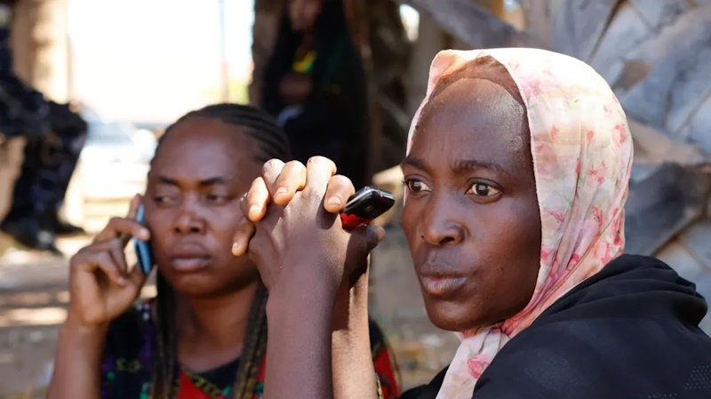 Около 100 похищенных школьников в Нигерии вернулись домой