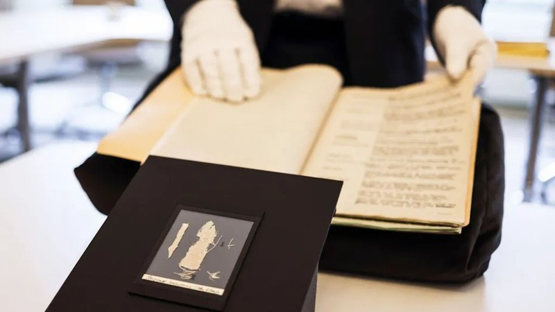 Германия возвращает Франции украденные фрагменты гобелена из Байё